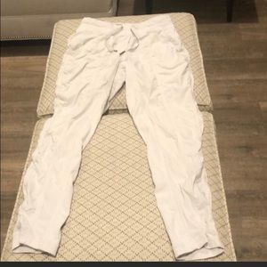 lululemon dance pant III / joggers